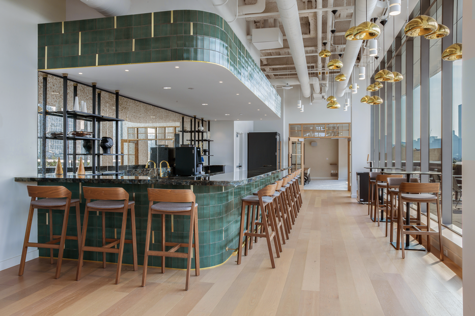 660 Beacon Street_01 warm.png