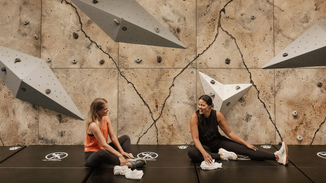 The-Quinn-2022-024-Select-04 2x1.png